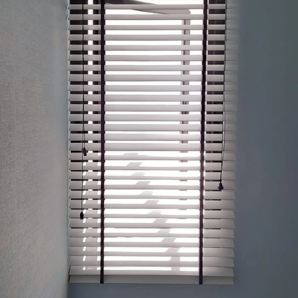 Wooden Dan Roller Blinds 1