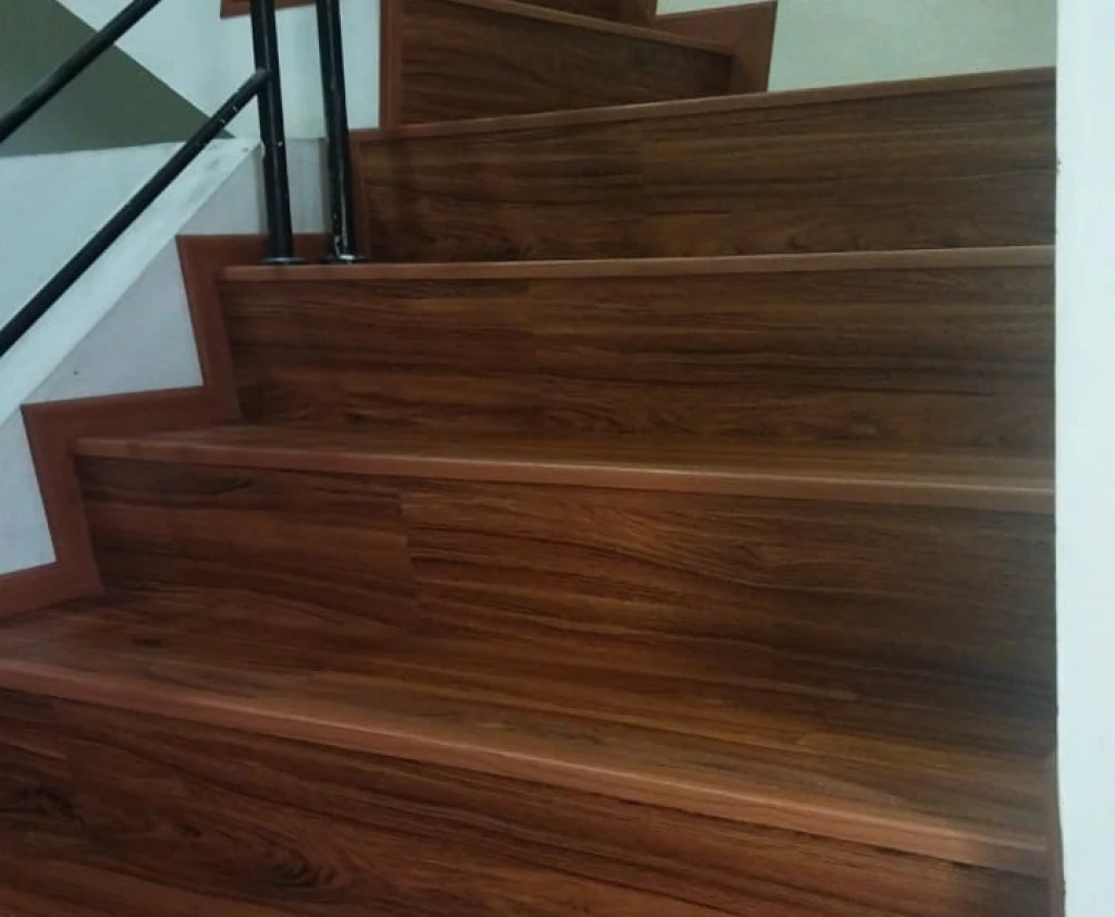 Vinyl Lantai Vinyl Lantai 2 1 ~blog/2024/9/20/bc4d0b04_4572_4703_bbb4_ec570d6fc490