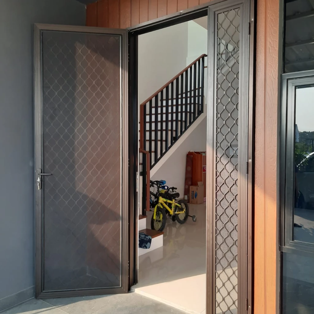 Pintu Kasa Nyamuk 5