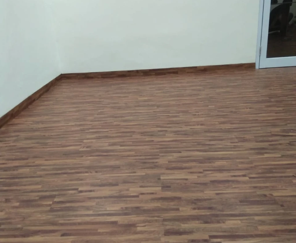 Vinyl Lantai Vinyl Lantai 4 1 ~blog/2024/9/20/ff8d6785_ecd3_4cec_8b7c_63956faa1c2c